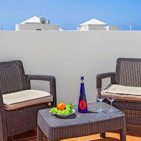 Villa Playa Blanca Sleeps 6 Pool Air Con Wifi