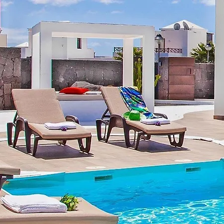 Villa Playa Blanca Sleeps 6 Pool Air Con Wifi Playa Blanca (Lanzarote)